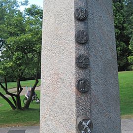 Dufhues Denkmal, 