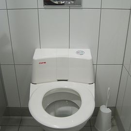 Maxi Autohof: Die Toilette desinfiziert sich automatisch nach jeder Benutzung