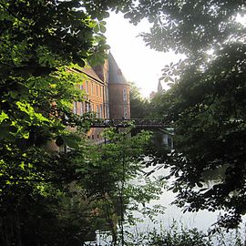 Brücke zum Restaurant