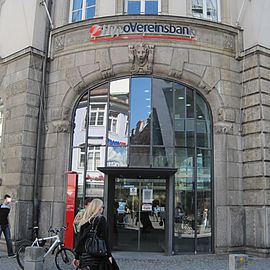 Hypovereinsbank in tollem Gebäude