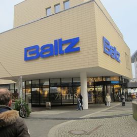 Das neuere Baltz Haus vom Ruer platz aus gesehen