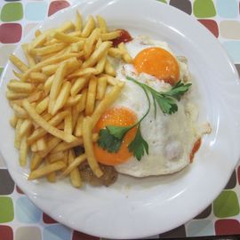 Holsteiner Schnitzel, in der Pfanne zubereitet