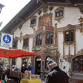 Pilatushaus Lebende Werkstatt - Handwerkerladen in Oberammergau