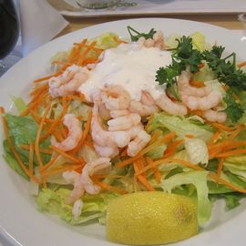 Shrimps Salat 3,90€. Konnte man sogar ganz gut essen