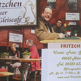 Fritzchen ... Unser Gleiscafe hinter dem Heimatmuseum