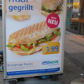 BackWerk - nun auch knusperige Panini