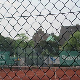 Tennisclub Haus Wittringen im Hintergrund das Schloss Wittringen