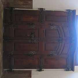 Marienmünster St. Mariä Himmelfahrt in Dießen am Ammersee: Tür zum Eingangsbereich