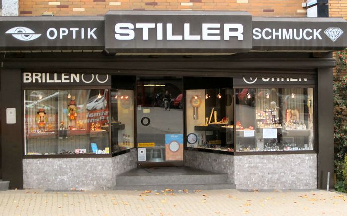 Stiller  in Holsterhausen - Uhren Schmuck und Brillen