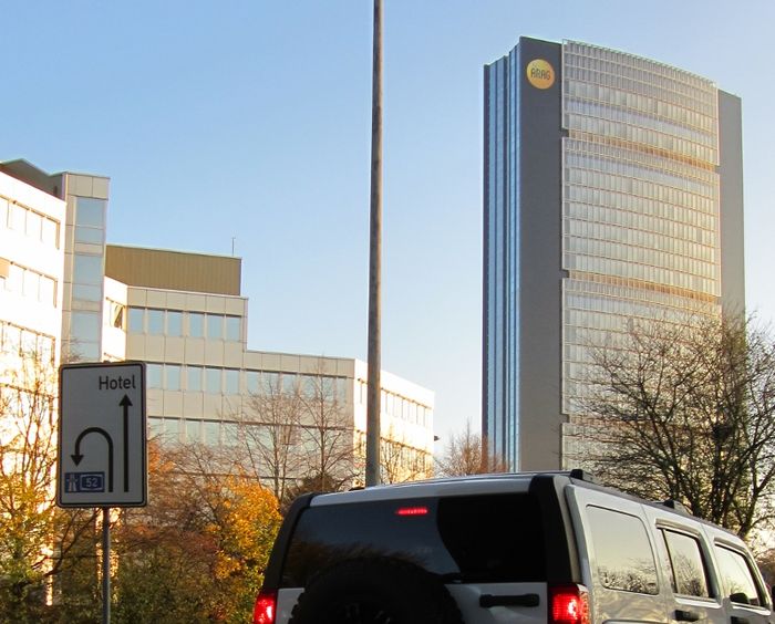 Das ARAG Hochhaus ist schon von weitem zu sehen