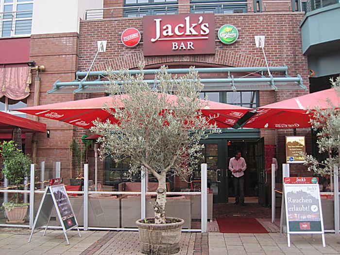 Jack?s Bar