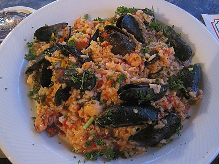 Risotto mit Meeresfrüchten und Muscheln - köstlich
