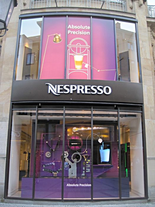 Nespresso Store - tolle Schaufenster Gestaltung