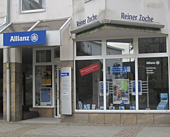 Allianz Versicherung Reiner Zoche - Eingang von der Papenburg