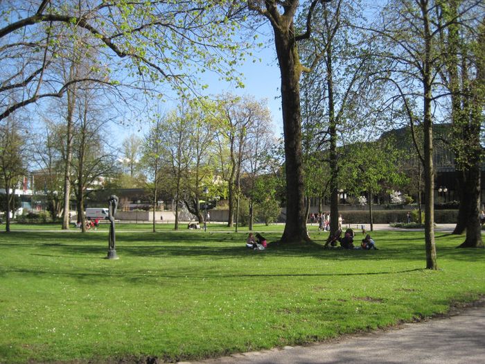 Der Park reicht von der Innenstadt bis zum Kongrsszentrum