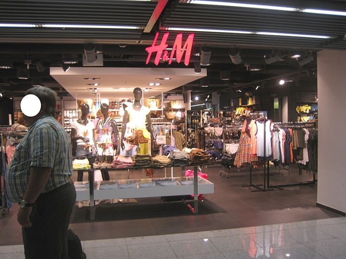 H&M Airport Arkaden Terminal C Abflug