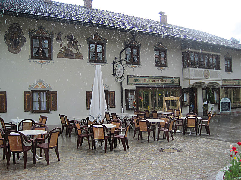 Bild 8 Cafe´ und Restaurant Maibaumstüberl in Ruhpolding