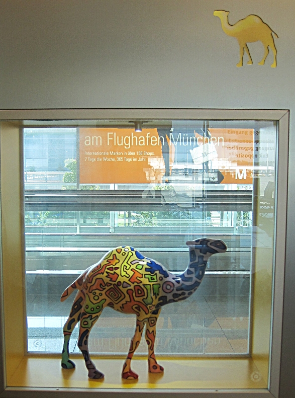 Camel Raucher Lounge im Terminal 2, hinter der Sicherheitskontrolle