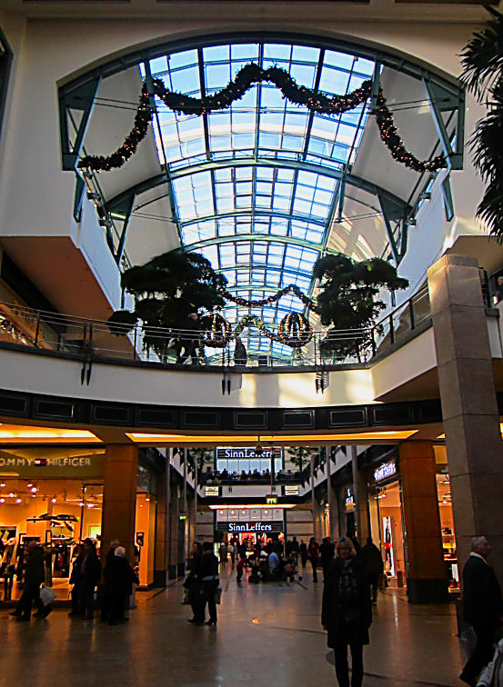 Das Centro zur Weihnachtszeit - hübsche geschmückt