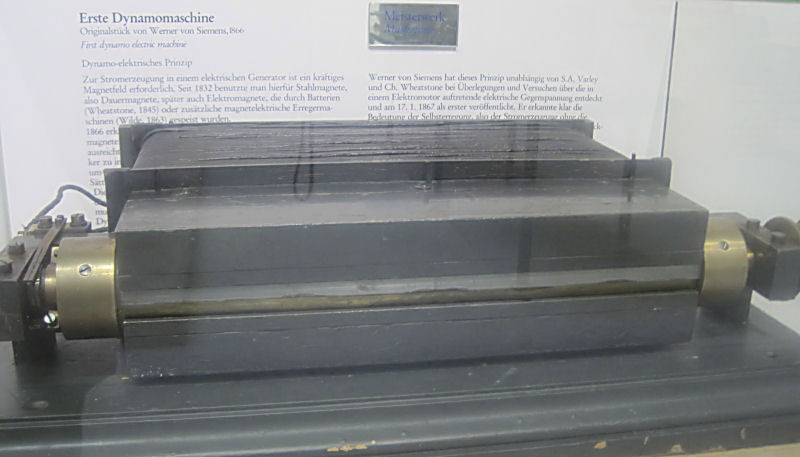 Deutsches Museum:  - erste Dynamomaschine im Original von 1866