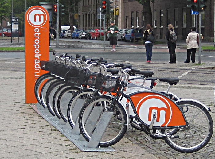 Im Ruhrgebiet nennt sich die Firma Metropolradruhr. Hier der Standort am Wanne-Eickeler Hauptbahnhof
