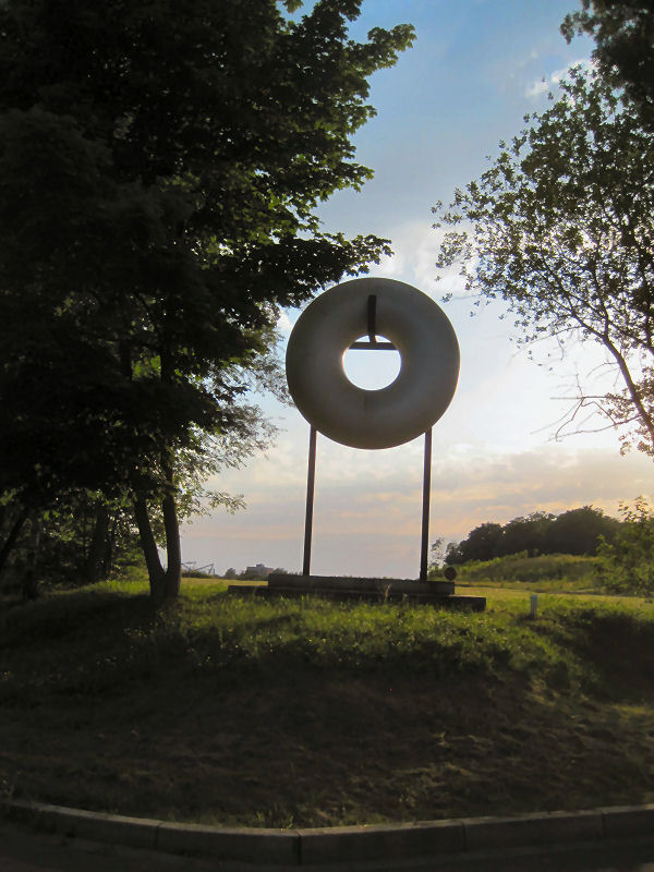 Flottmann-Hallen Skulptur im Park