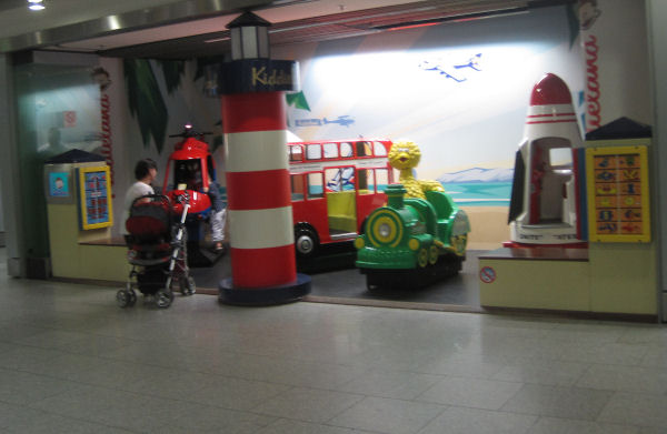 Kiddieland am Ankunft Terminal