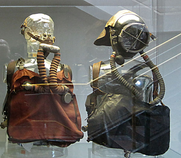 historische Masken und Schutzausrüstung