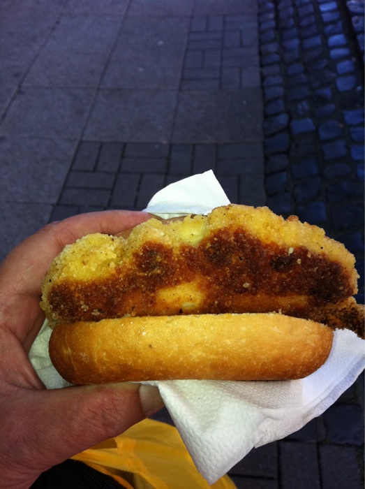 Hähnchen Schnitzel im Brötchen