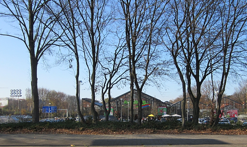 Augsburg, links im Bild sieht man noch das Ruhrpark Schild. Augsburg liegt also unweit vom Bochumer Einkaufszentrum