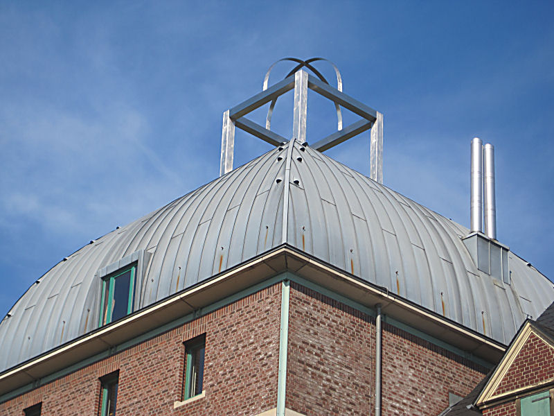 Schloss-Horst neues Dach zu altem Schloss