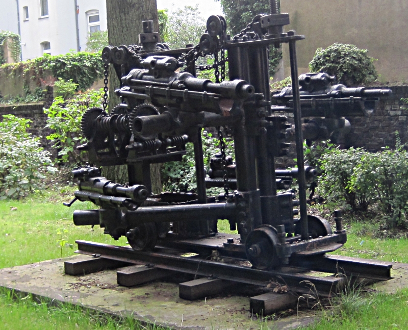 Meyer Bohrwagen mit 4 Stoßbohrmaschinen von 1890