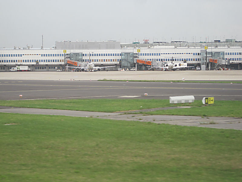 Bild 32 Flughafen Düsseldorf Ground Handling GmbH in Düsseldorf