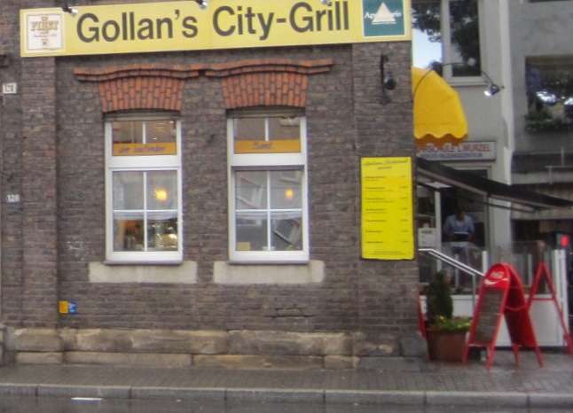 Gollan&apos;s City Grill