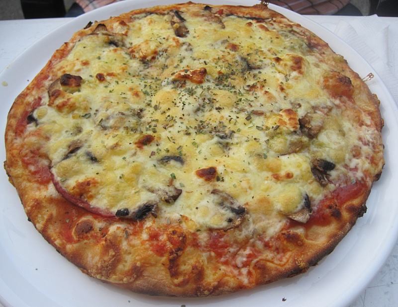 Pizza Diabolo, schon scharf aber nicht zu scharf