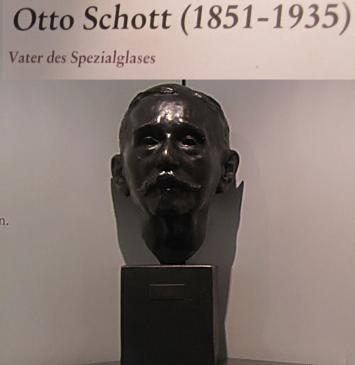 Deutsches Museum- Glas: Otto Schott - Chemiker und Glastechniker - ursprünglich aus Witten NRW, später Gründer der Jenaer Glaswerk