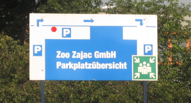 Zoo Zajac - weltgrößte Zoogeschäft in Duisburg mit genügend Parkplätzen