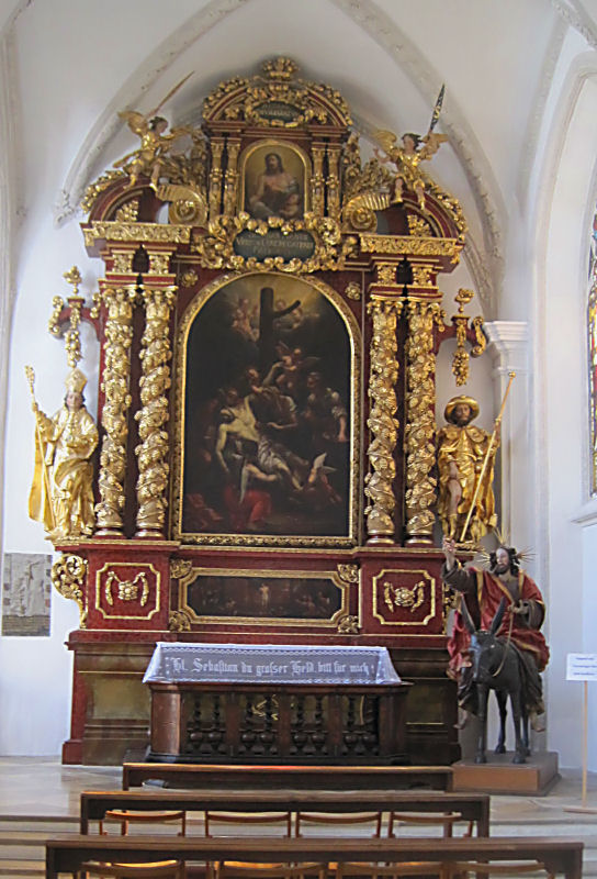 Stadtpfarrkirche Mariä Himmelfahrt: Seitenaltar