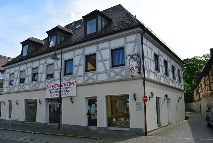 Zahnarzt Dr. med. dent. Konrad Gebhard Hauptstr. 6 in 91325 Adelsdorf