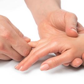 SOKAI Handmassage. Foto: Adobe Photostock.