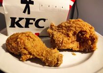 Bild zu Kentucky fried Chicken - KFC