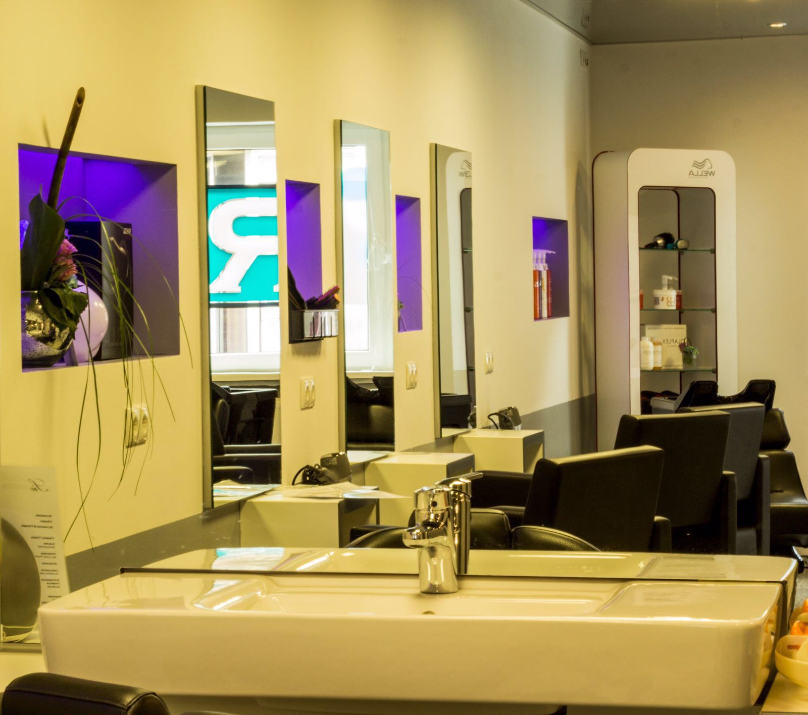 Bild 2 Le Carre Hairdesigne Friseursalon in Ludwigshafen am Rhein