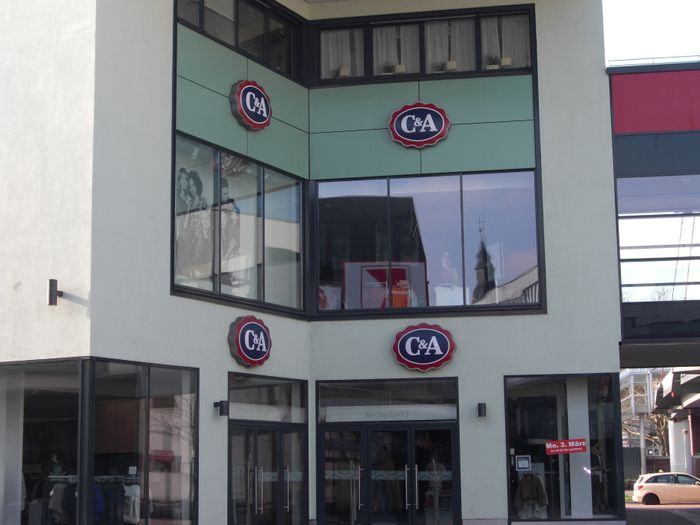 C&A Filiale Hattigen