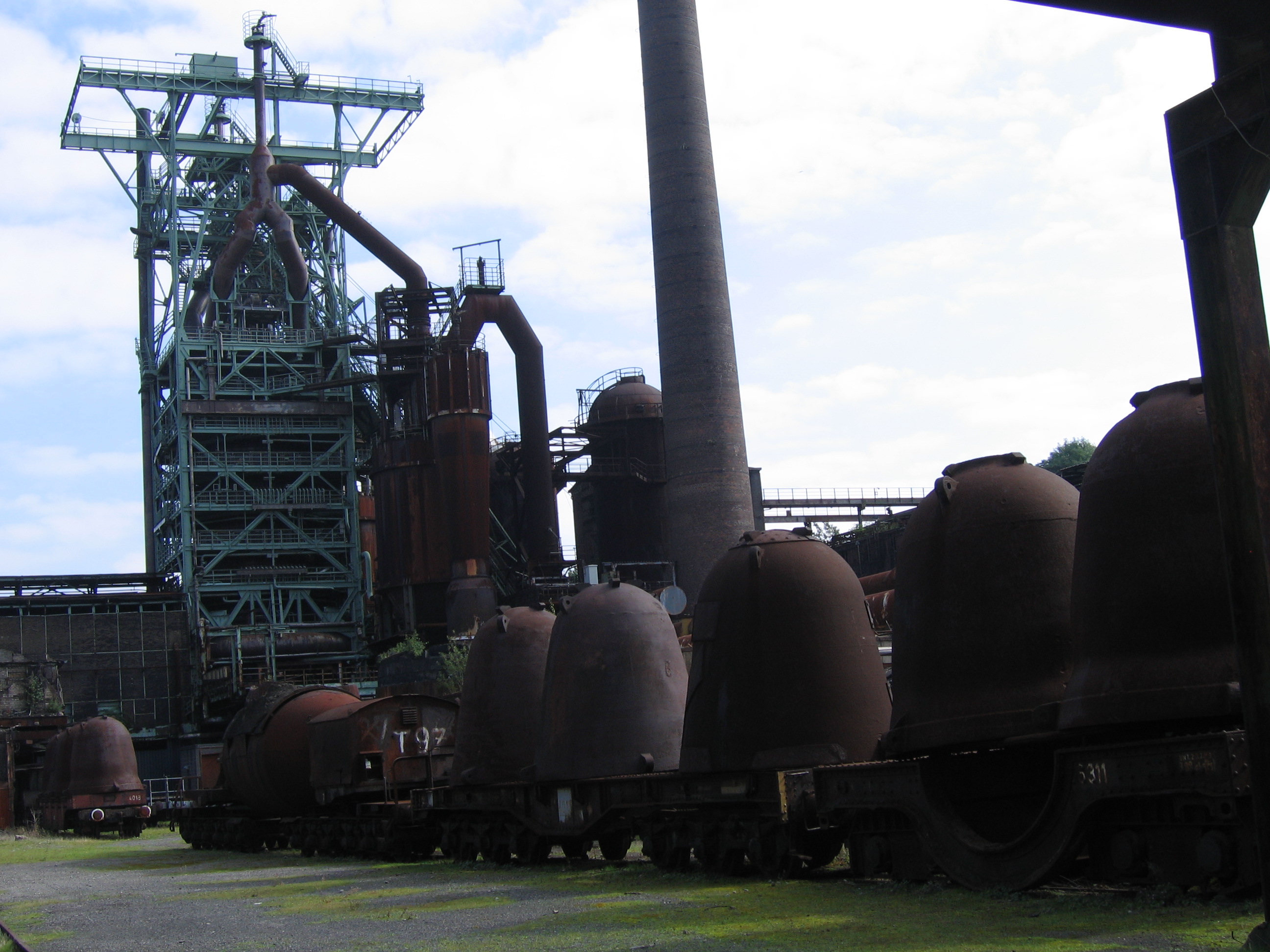 Hochofen der Henrichshütte, neben dem LWL Industriemuseum