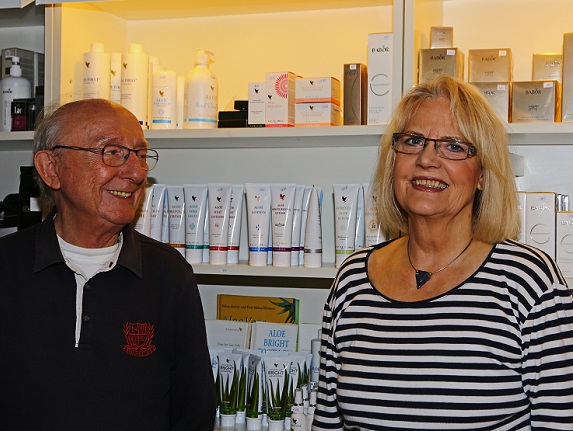 Bärbel und Günter-Julius Neuber im Kosmetikstudio