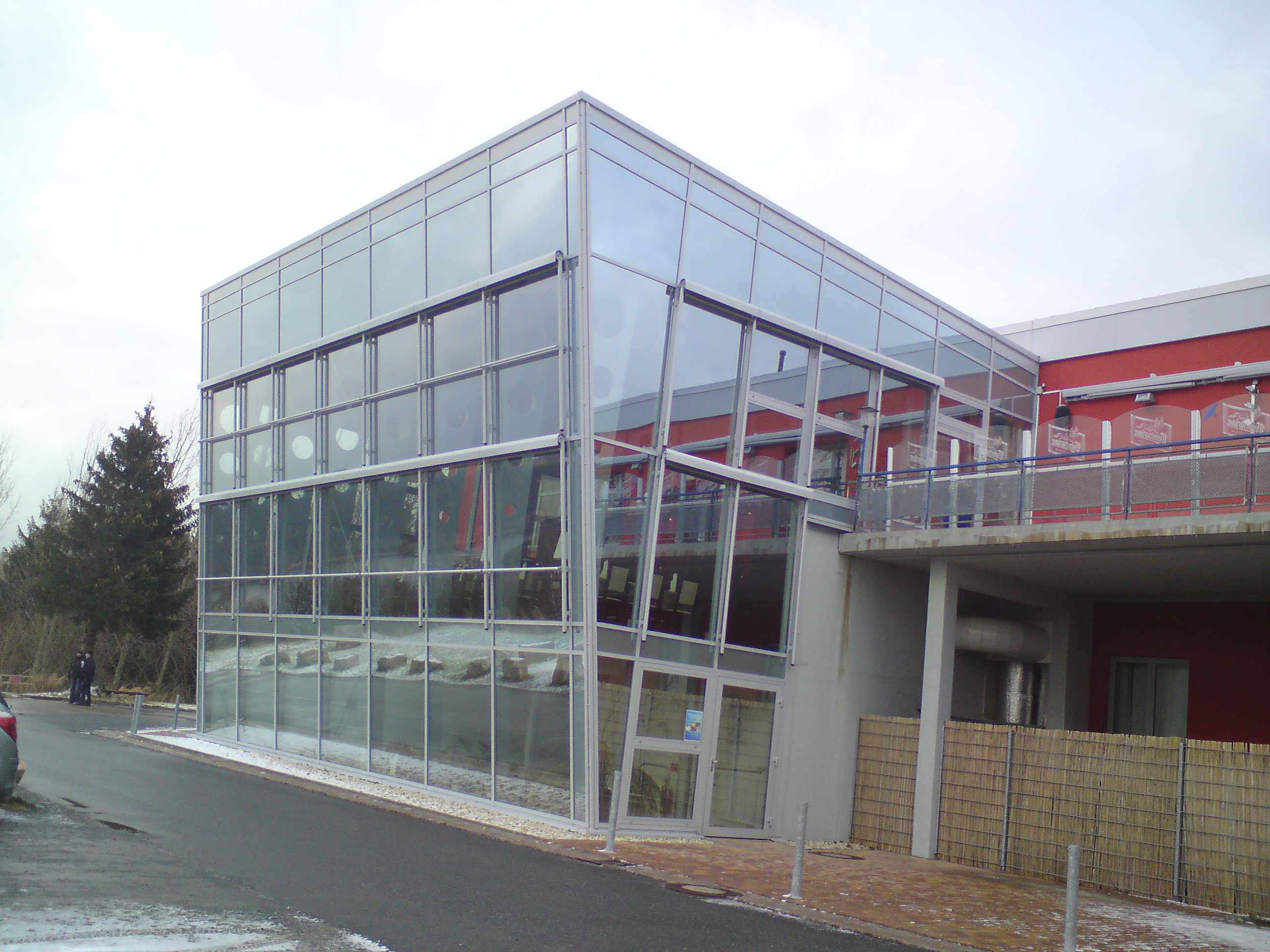 Frühstücksraum mit Terrasse von aussen