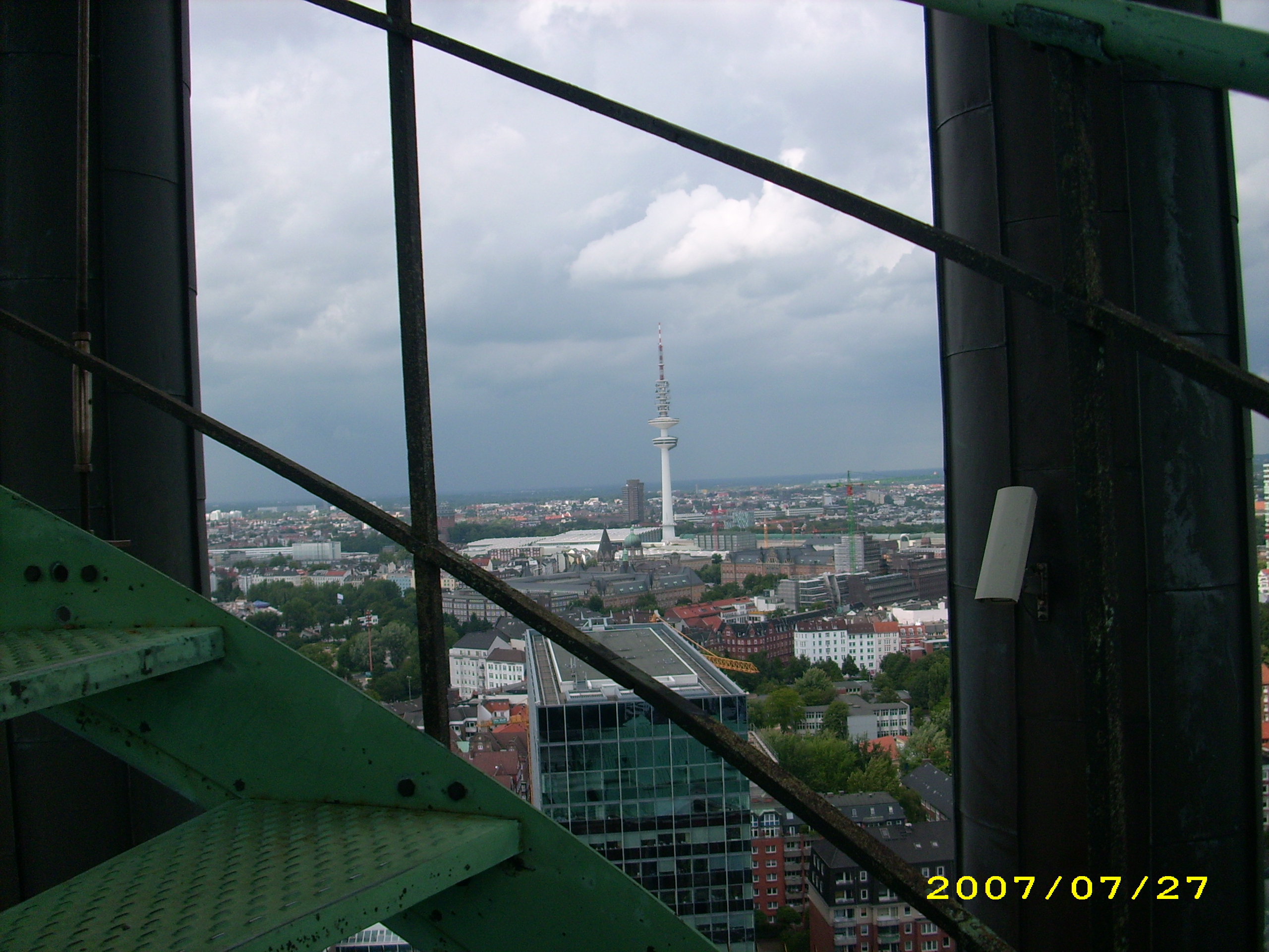 Blick zum Fernsehturm