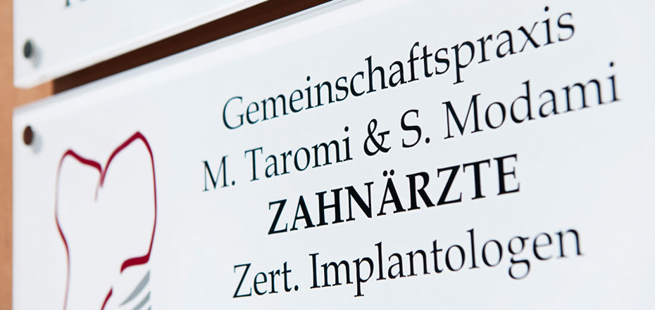 Logo der Zahnarztpraxis M. Taromi und S. Modami Nürnberg