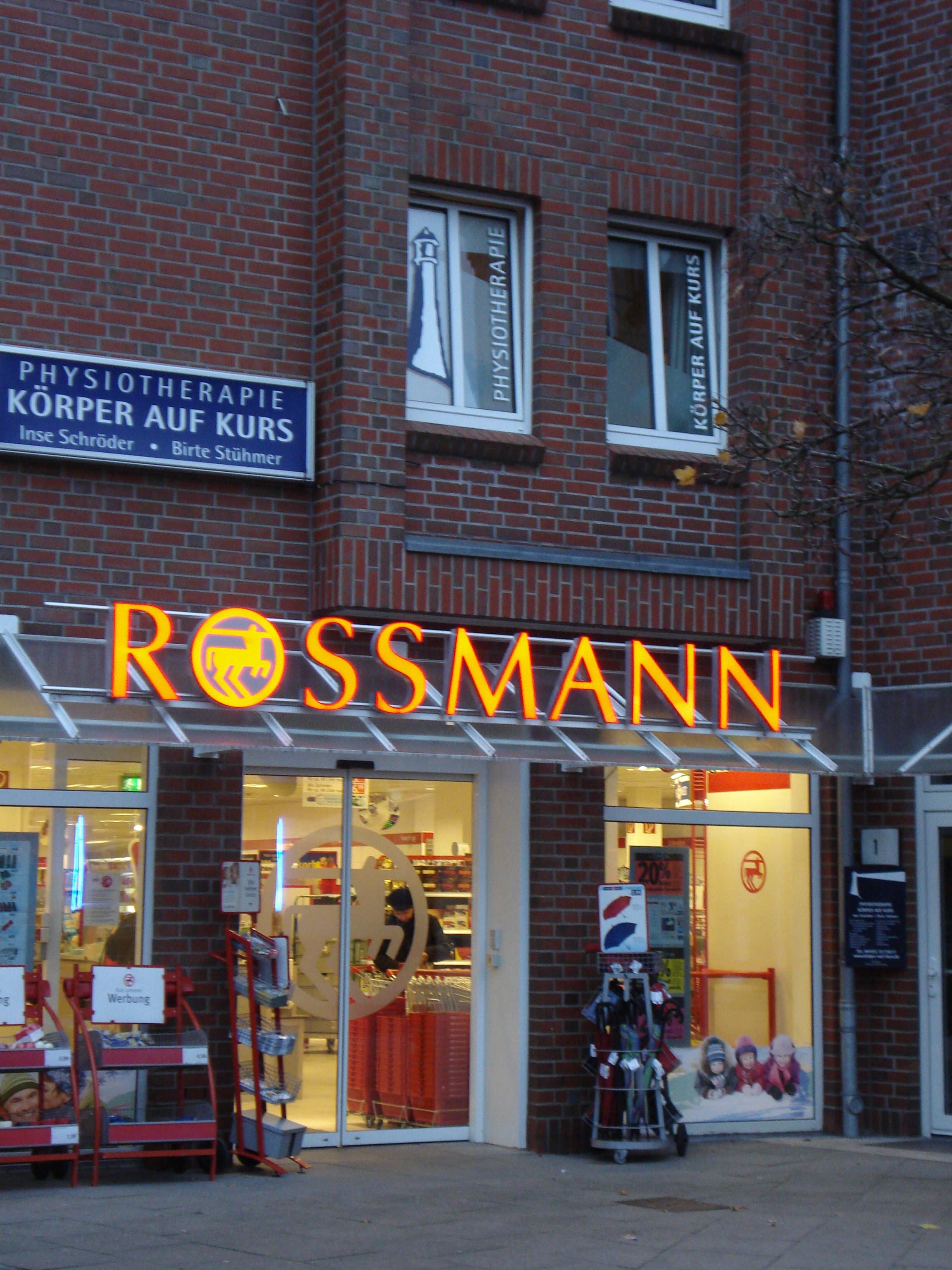 Bild 2 Rossmann in Halstenbek