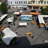 Wochenmarkt Rixdorf auf dem Karl-Marx-Platz ("Kleiner Bazar") in Berlin
